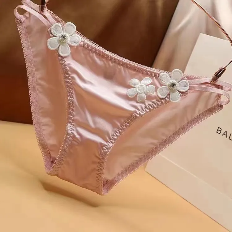 古枫晨2条装女士三朵小花山茶花冰丝时尚低腰内裤