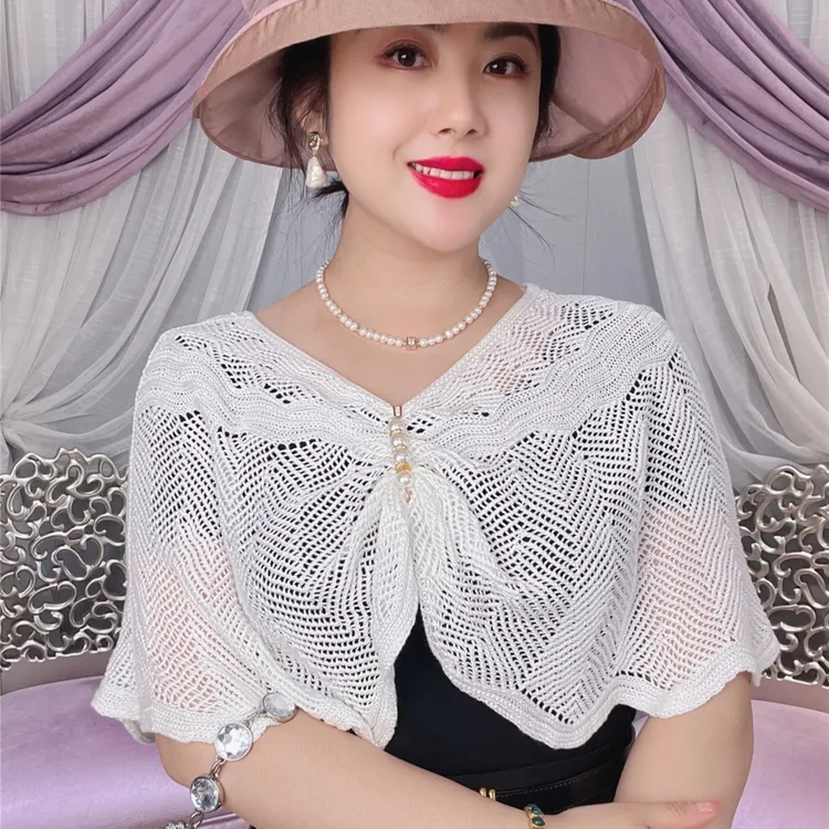 洋气新款女士夏天防晒百搭薄款空调披肩夏季吊带裙短款外搭（赠送）