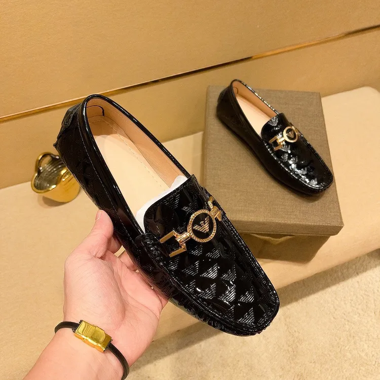 欧洲站套脚豆豆鞋男亮皮休闲皮鞋懒人乐福鞋男一脚蹬开车流行男鞋