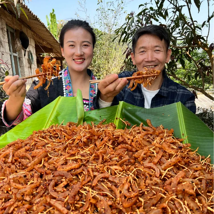 【淋大妈】云南佤味麻辣牛皮(特色佤味)500克/瓶