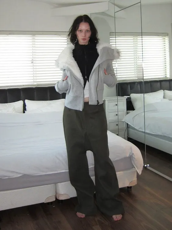 【你伍老板娘】 连帽毛领斜襟毛绒内胆棉服外套 黑色/花灰