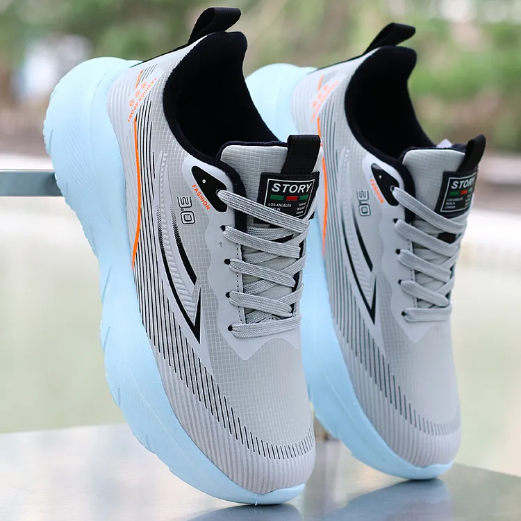 男鞋秋冬季新款大码皮面防水防滑运动鞋加绒棉鞋高档休闲跑步潮鞋