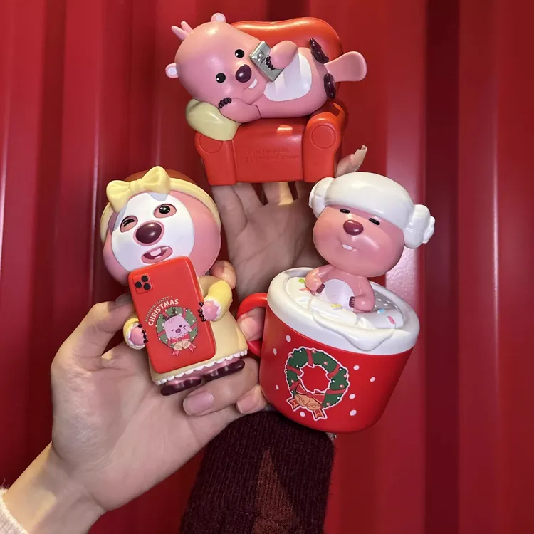 2024正品肯德基loopy联名圣诞玩具露比躺平玩手机转转杯帽子烤盘