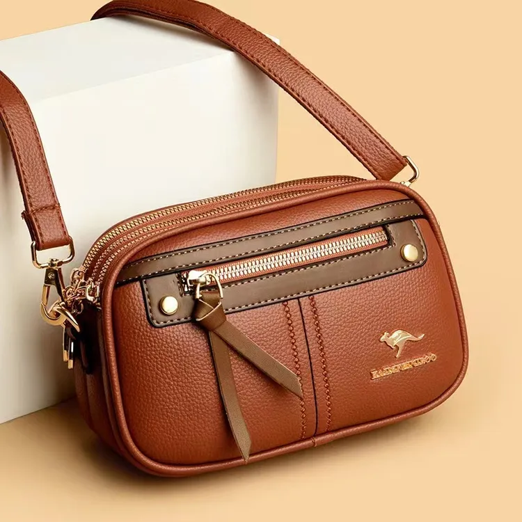 时尚休闲玫瑰秀拉链焦糖色包