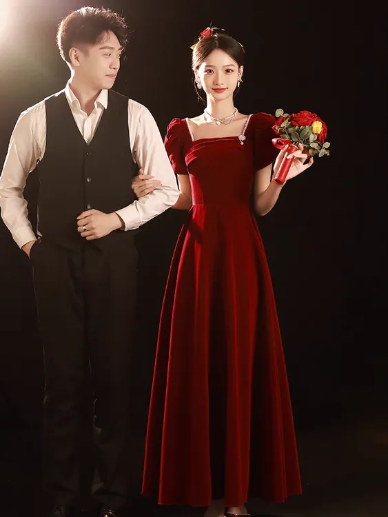 敬酒服新娘平时可穿酒红色订婚礼服裙婚礼高级感结婚小个子女夏季