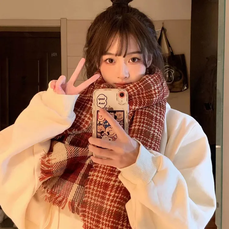 新年中国韩国格子红围巾女圣诞加长冬季百搭保暖披肩围脖两用潮