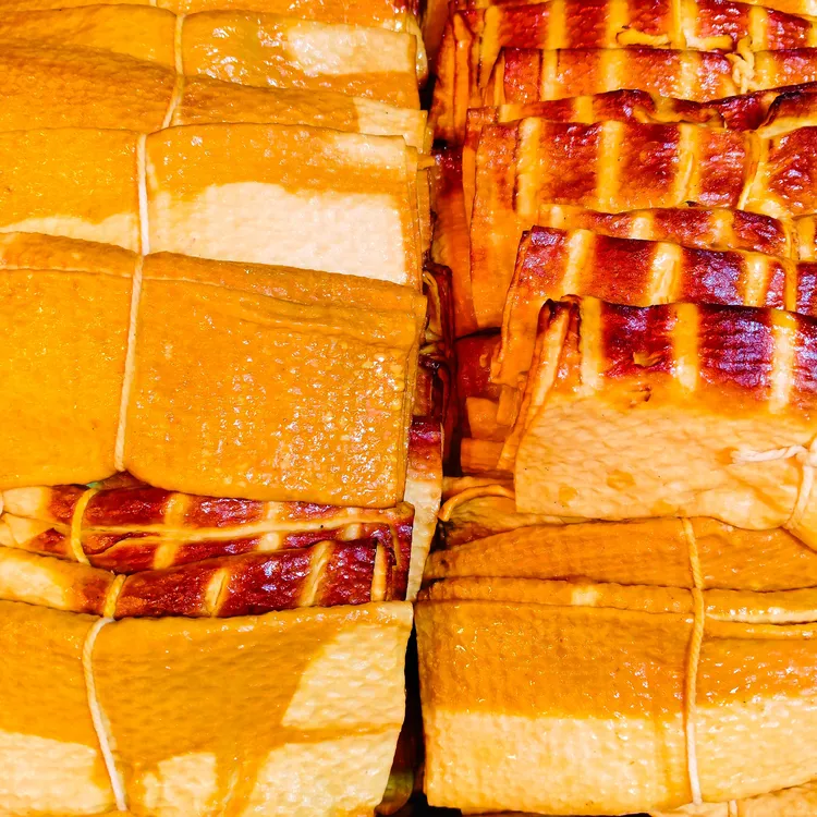 东北榆树熏干豆腐卷2斤至5斤（顺丰包邮）先卤后熏熏豆卷早市