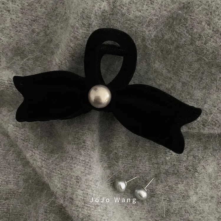 特别的蝴蝶结~丝绒抓夹精致发抓扎头发夹后脑勺盘发韩国鲨鱼夹