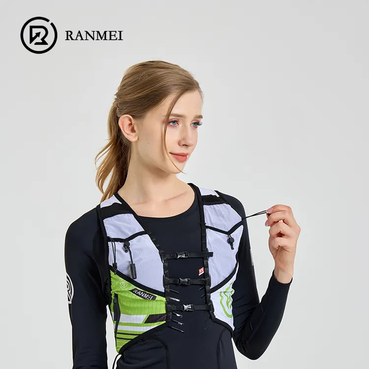 冉玫男女同款时尚骑行超轻越野登山跑步户外多功能运动专用背包