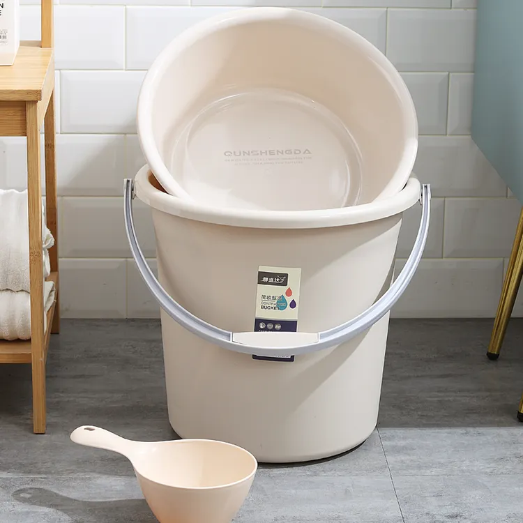学生宿舍加厚水桶盆洗澡洗衣桶泡脚桶盆塑料圆形大容量桶塑料桶