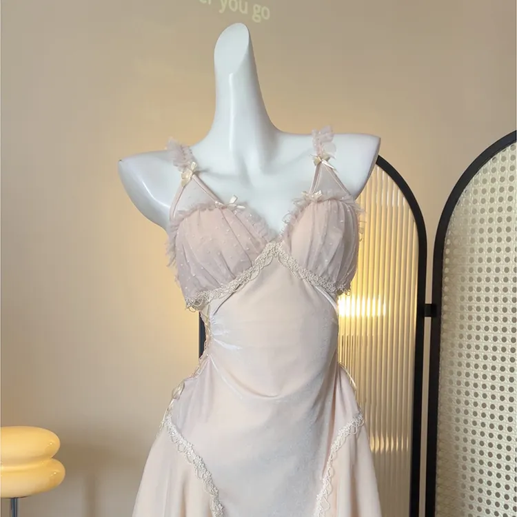 【香芋奶酪】新款性感法式带胸垫吊带金丝绒大码纯欲甜美显瘦睡裙