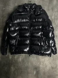 全新未使用/Moncler蒙口 黑色Maya亮面羽绒服夹克外套