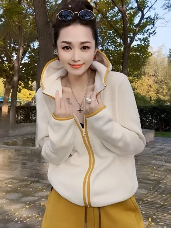欧货时尚撞色连帽卫衣外套女冬季新款加厚防风保暖开衫上衣