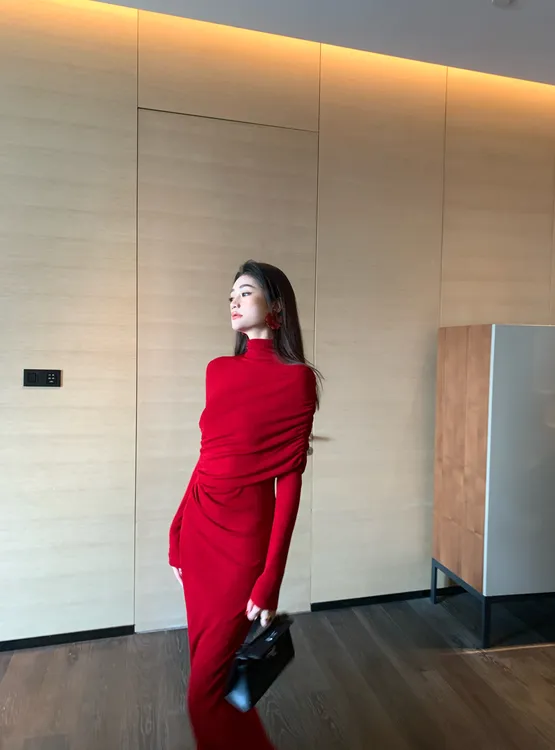 金南一 【鎏金玫瑰】原创设计红色战服进口面料自然褶皱修身连衣裙