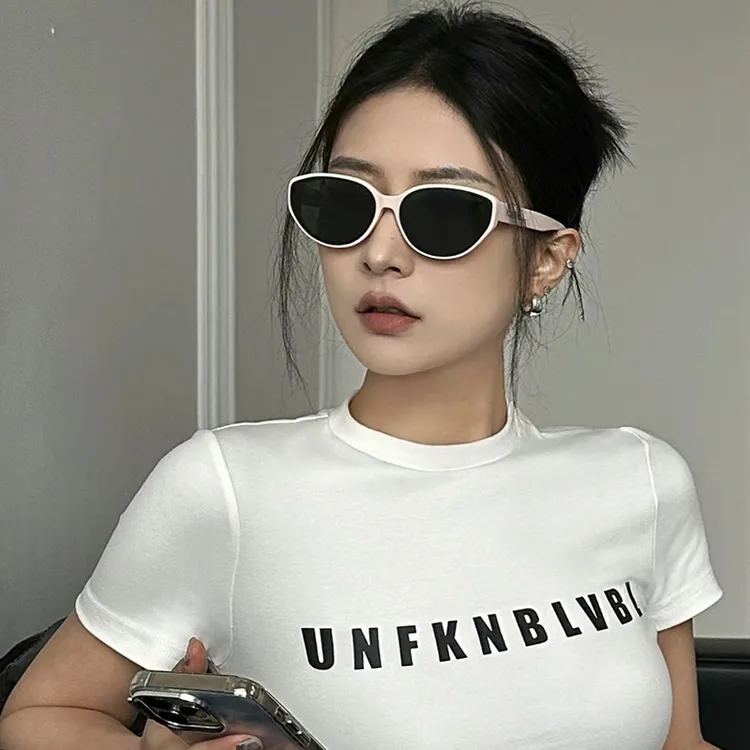 槑槑哒网红小框猫眼墨镜女韩版潮复古个性街拍防紫外线偏光太阳镜