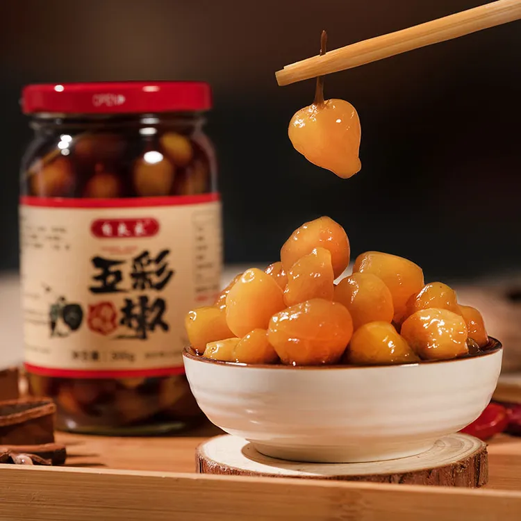自良家五彩七彩泡椒荞头腌菜腌大蒜柠檬剁椒酱产品广西七彩泡椒