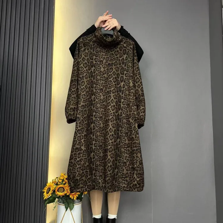 （8856）时尚复古秋冬爆款高领两侧带兜豹纹气质连衣裙洋气大码女装