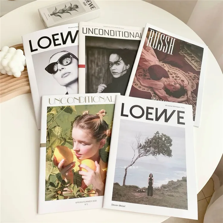 小可可ins风摄影杂志封面系列 加厚笔记本道具书模特摆拍装饰拍照道具