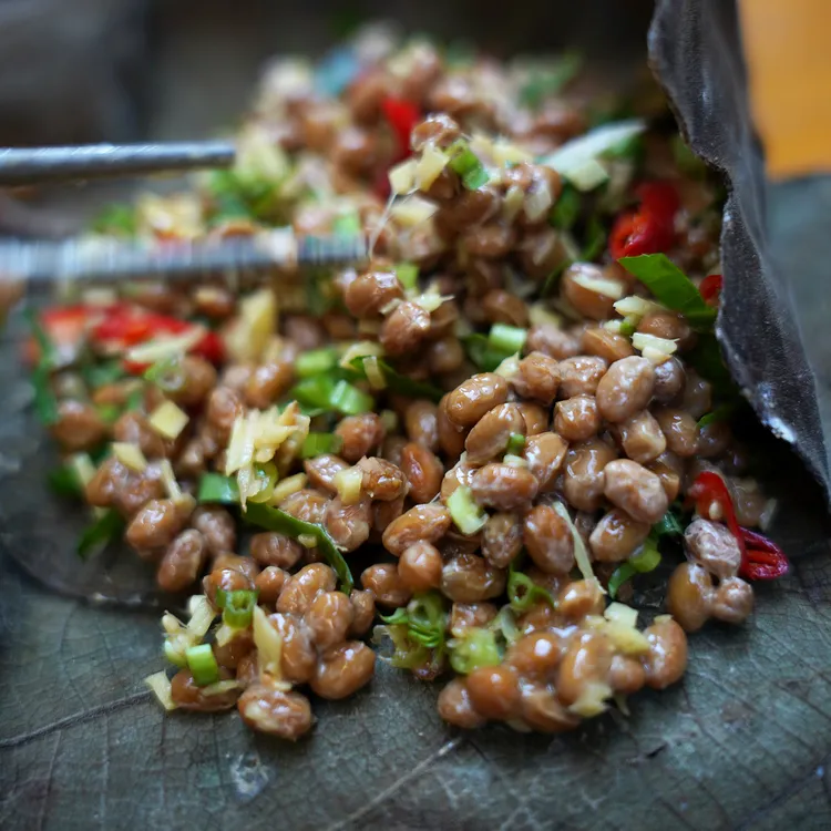 云南德宏特产国产纳豆日期新鲜即食发酵黄豆拉丝傣味叶子豆豉