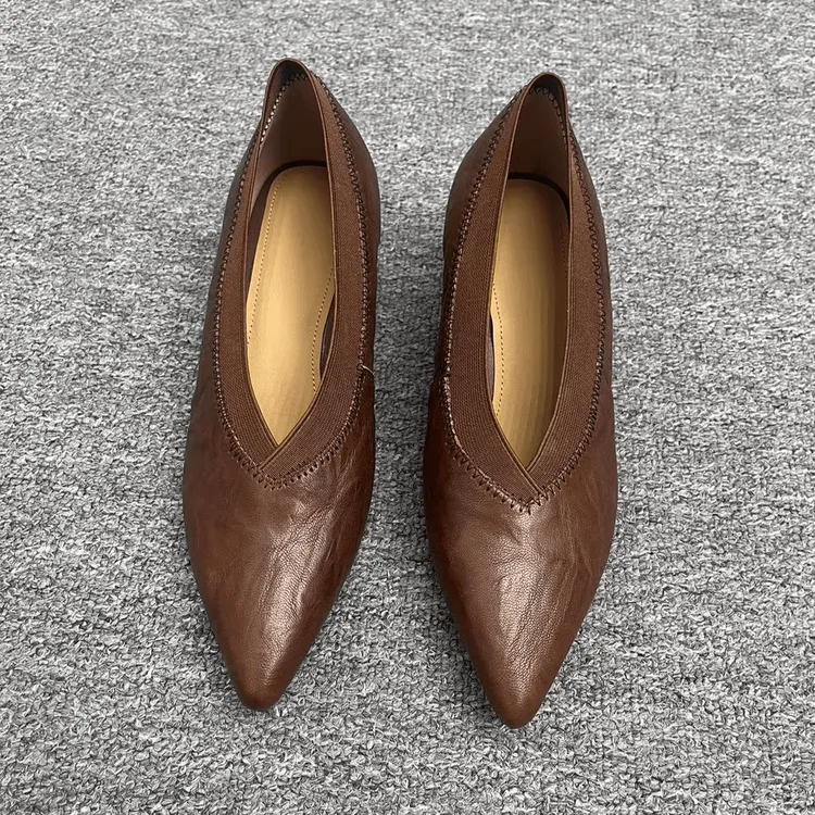 [小麦手工鞋]3cm透气出游尖头棕色真皮单鞋鞋子女式女士轻奢