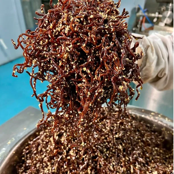 九九娃麻辣味五香味豆腐干开袋即食好吃不贵辣条追剧灯影豆干丝