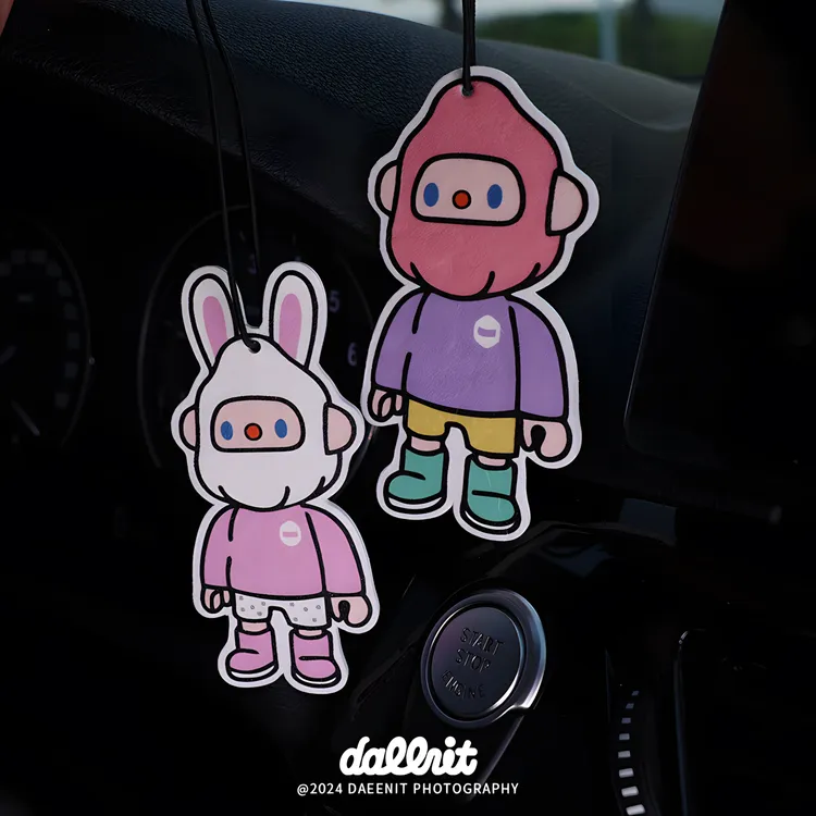 BOB潮流女生男士香片原创汽车挂件摆件ins风网红挂饰车用香薰片