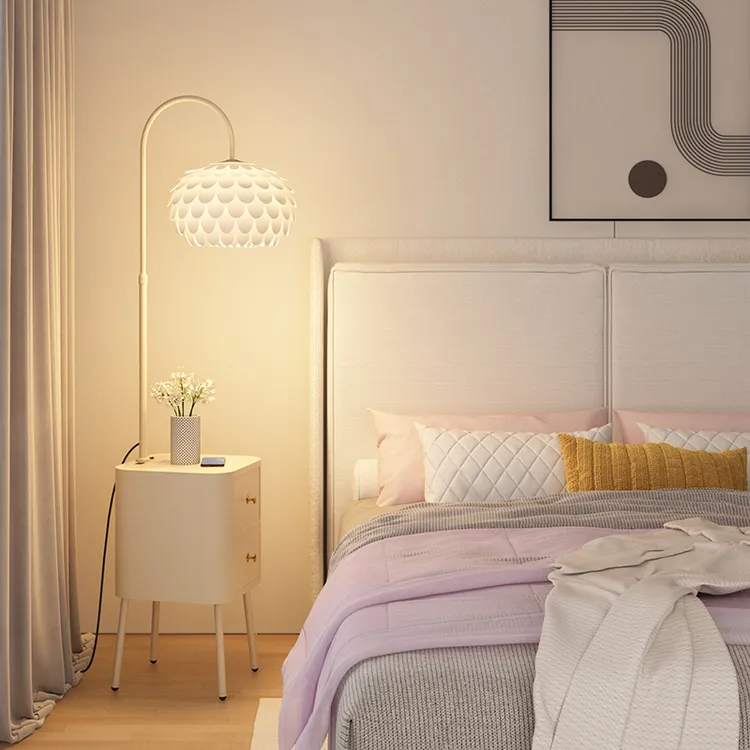 2024新款床头柜一体落地灯卧室设计感简约现代奶油风客厅沙发台灯