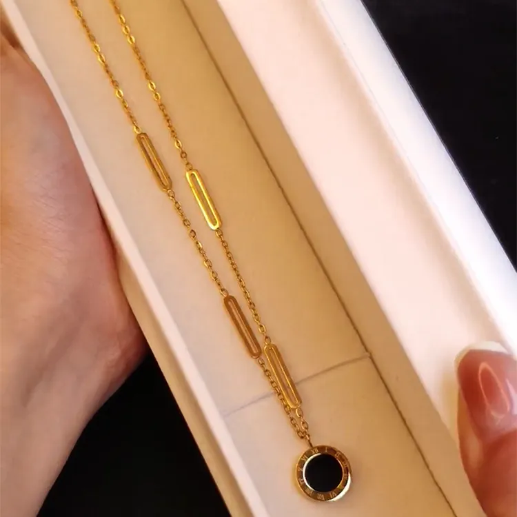 钛钢项链 罗马数字项链女轻奢小众设计黑白双面锁骨链钛钢不掉色