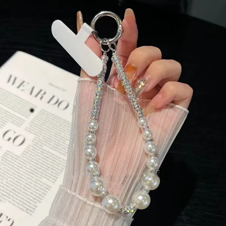 双珠贝短款斜挎手链挂饰串珠珍珠手机挂链ins挂绳手机链挂件链条