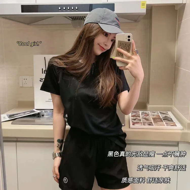 舒适女款跑步户外运动套装夏季新款时尚亲肤透气速干服宽松吸汗