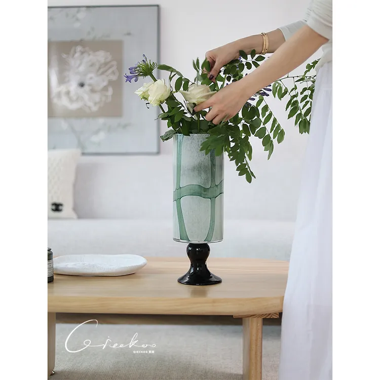 契阔家居 Poem椿光烟纱绿中古高脚玻璃花器高级艺术客厅摆件花瓶