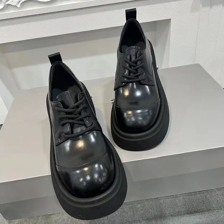 2401-1胎牛皮秋季时尚黑色复古经典圆头系带乐福乐福鞋女款爆款