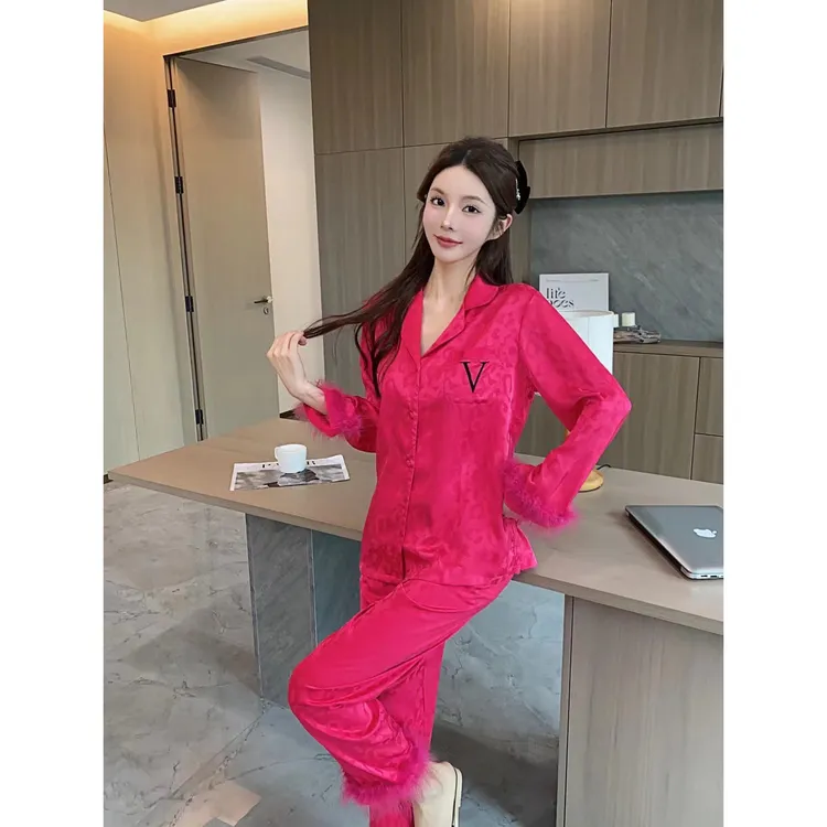 新疆包邮高端冰丝薄款豹纹提花睡衣网红女套装时尚毛毛袖休闲长袖