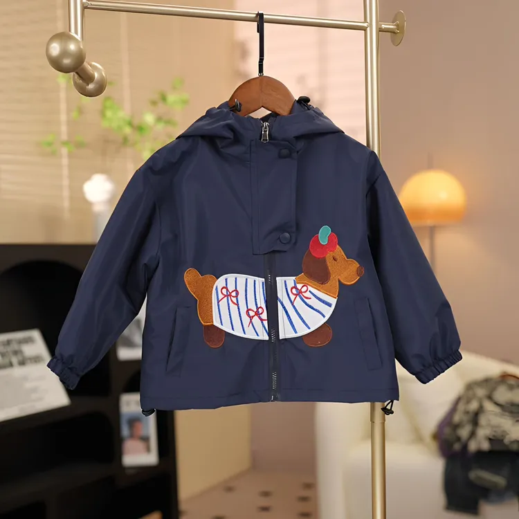 2025秋季儿童潮流韩版时尚冲锋衣外套男女童小狗绣花连帽上衣潮款