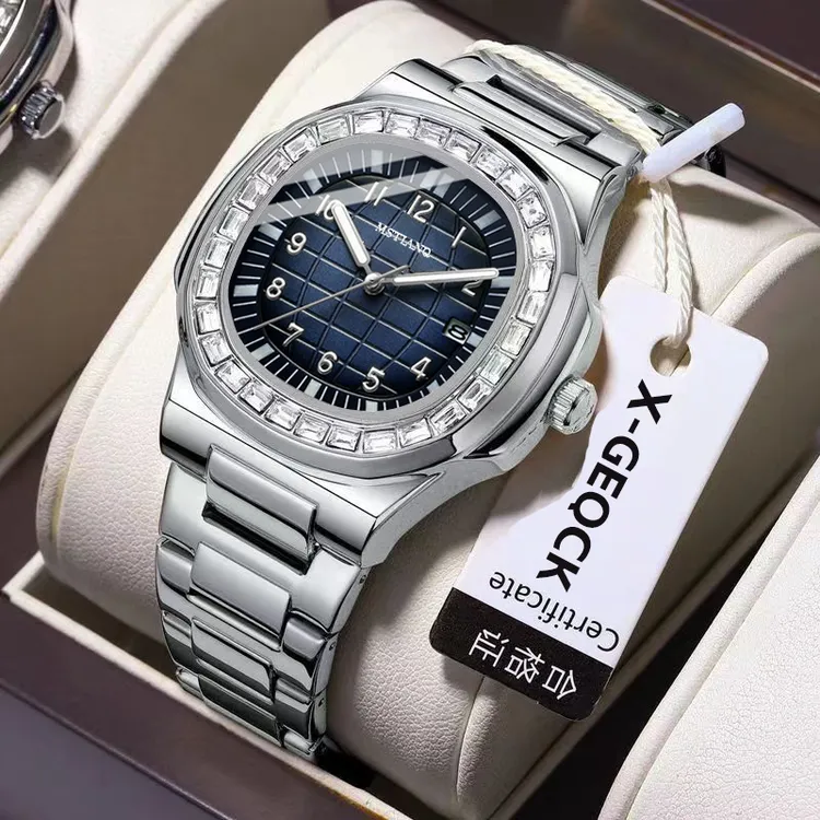 新款男士手表高颜值科技感商务帅气夜光日历潮流时尚镶钻防水男表