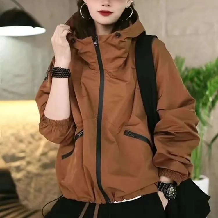 欧货薄款工装冲锋衣外套女冬季2025年新款运动休闲登山服夹克