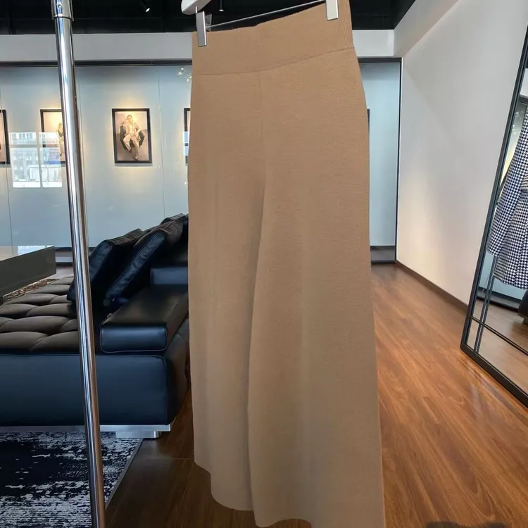 MNFK 2025 新款 羊毛裤 K0301