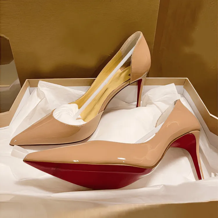 裸色高跟鞋女细跟2025年新款红底鞋尖头浅口气质漆皮职业侧空单鞋