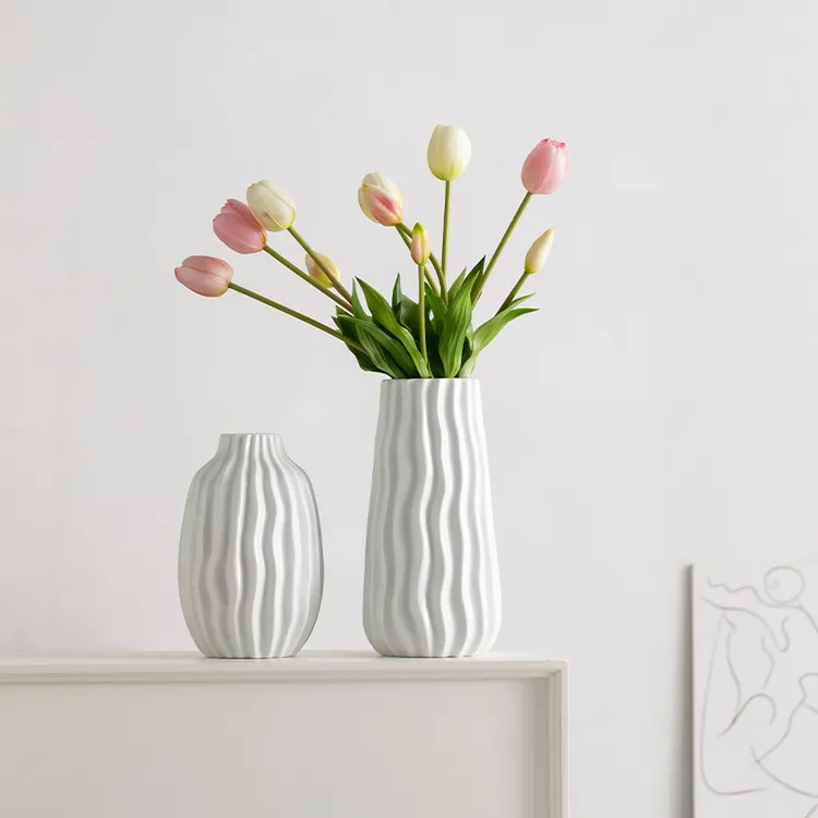 北欧简约创意白色条纹陶瓷干花花瓶客厅餐桌插花摆件水培鲜花装饰