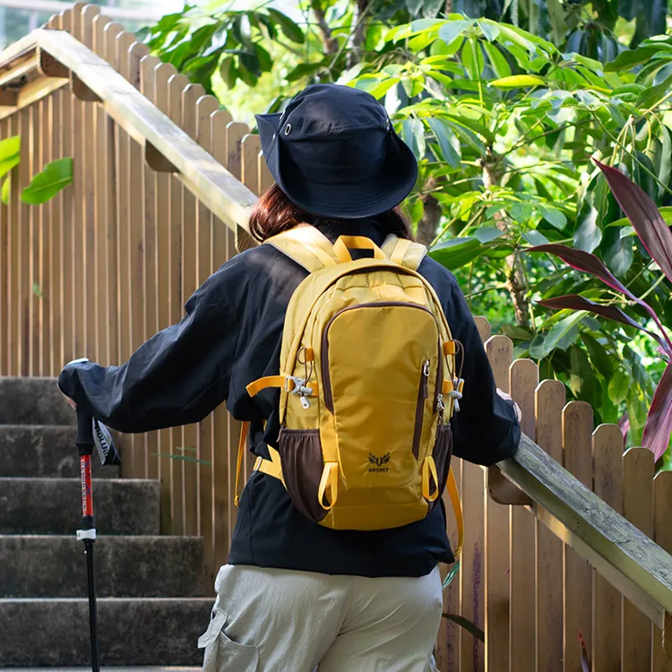 江麒登山包户外背包时尚运动旅行大容量双肩包休闲徒步爬山书包