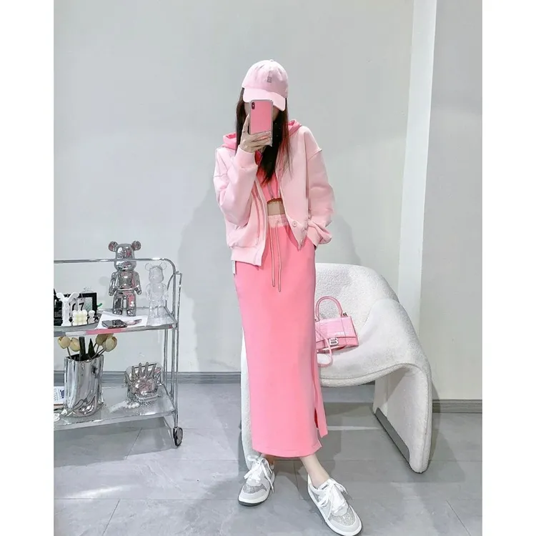 粉色卫衣套装裙洋气减龄气质两件套女秋冬新款时髦宽松运动休闲风