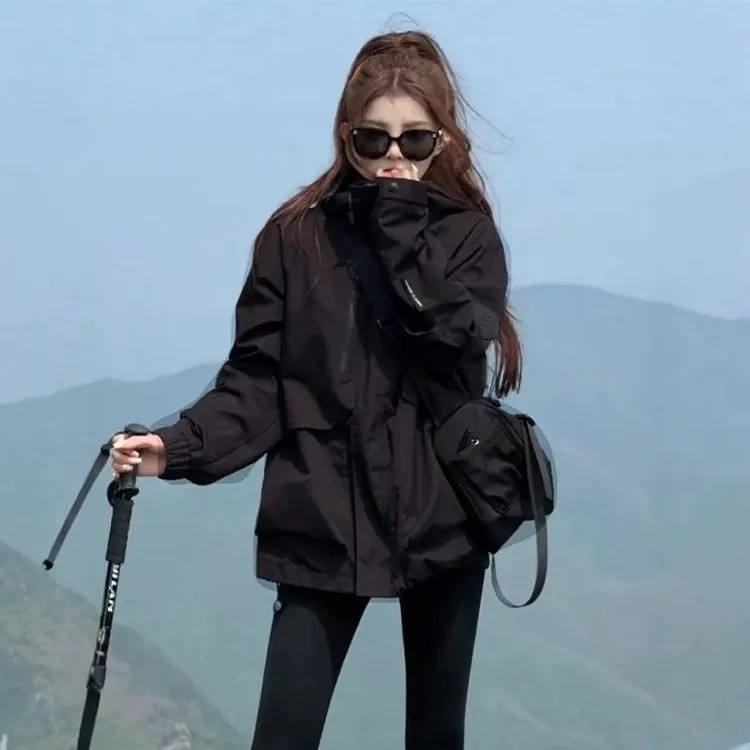 户外小个子旅游冲锋衣外套女2025新款爆款时尚设计感风衣上衣防水