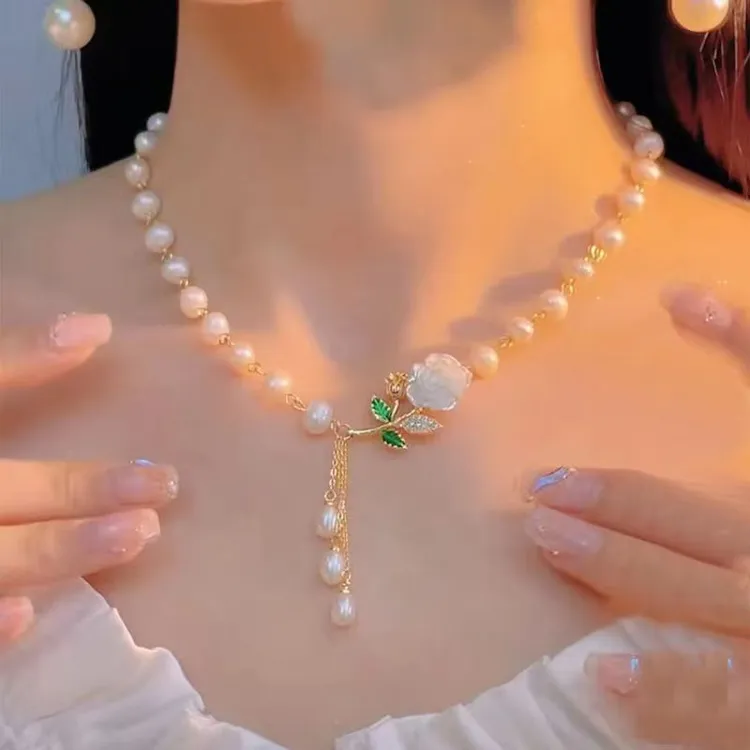 铜合金项链  网红爆款山茶花项链气质百搭锁骨链爆款女礼物饰品商品图