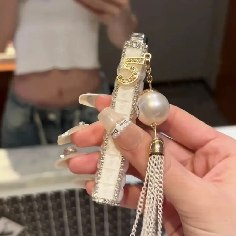 轻奢满钻流苏打火机手工贴钻精致仙女网红气质个性高颜值礼物女士