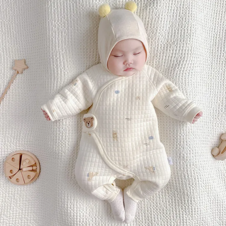 新生儿衣服婴幼儿三层夹棉薄棉保暖男女宝宝双层护肚连体衣蝴蝶衣