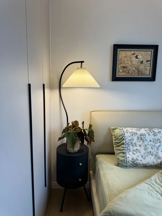 北欧百褶落地灯客厅沙发边轻奢置物架茶几抽屉卧室床头柜一体台灯