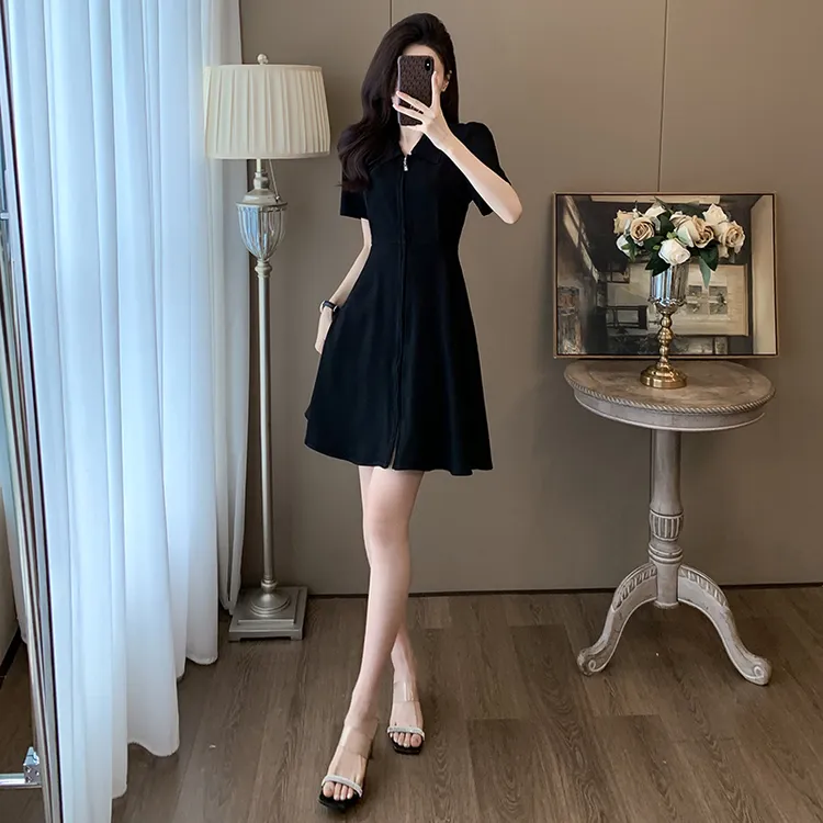 小个子韩版时尚设计感气质修身显瘦连衣裙女2025夏季新黑色小黑裙