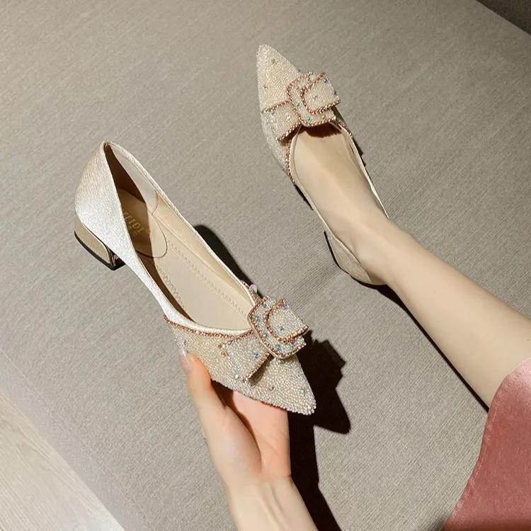 2025新款尖头爆款粗跟单鞋洋气时尚百搭鞋气质低跟女士单鞋仙女风