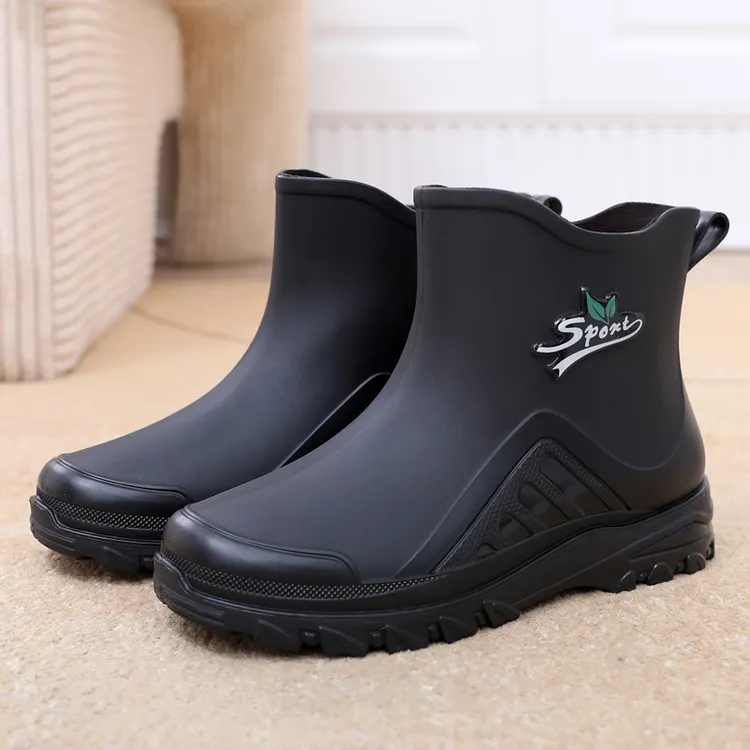 短筒雨鞋女款厨房工作鞋防水雨靴加绒可拆卸保暖水鞋时尚防滑胶鞋