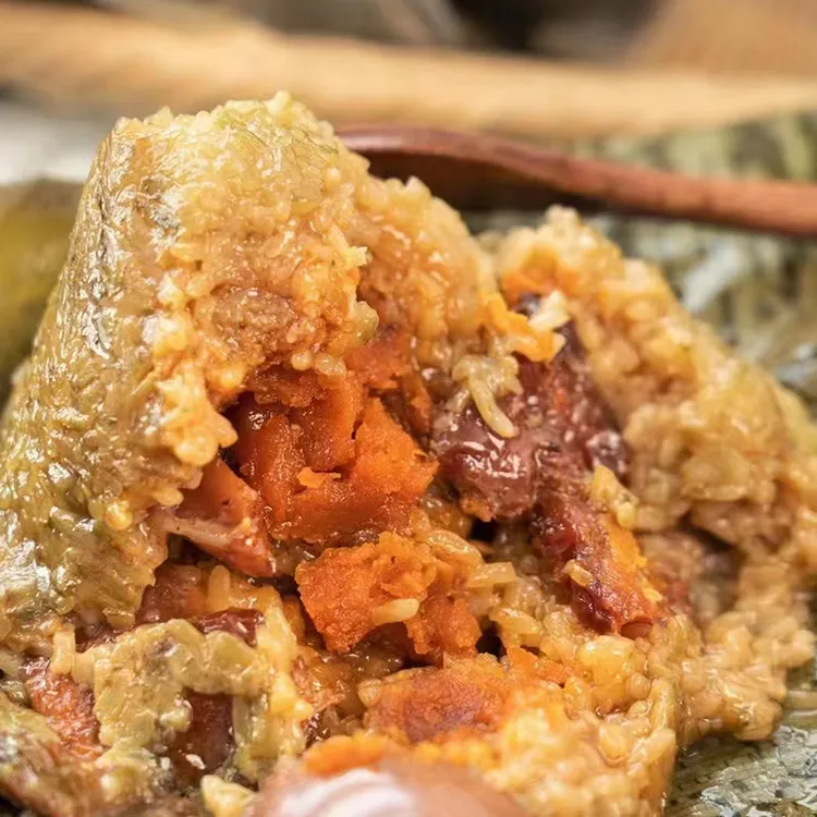 【肉蛋粽】海南屯昌黑猪肉蛋黄肉粽子 端午节农村糯米咸粽子超大